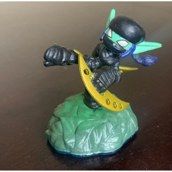 Skylanders Lot of 3 Figures - Trigger Happy, Cynder, Stealth Elf - Picture 6 of 7